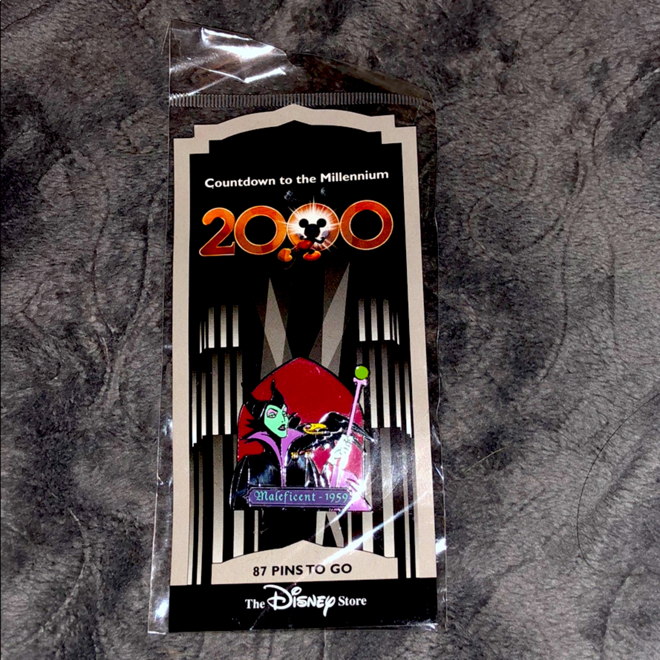 Brand New Disney 1999 Maleficent Pin Brand New Disney 1999 Maleficent Pin